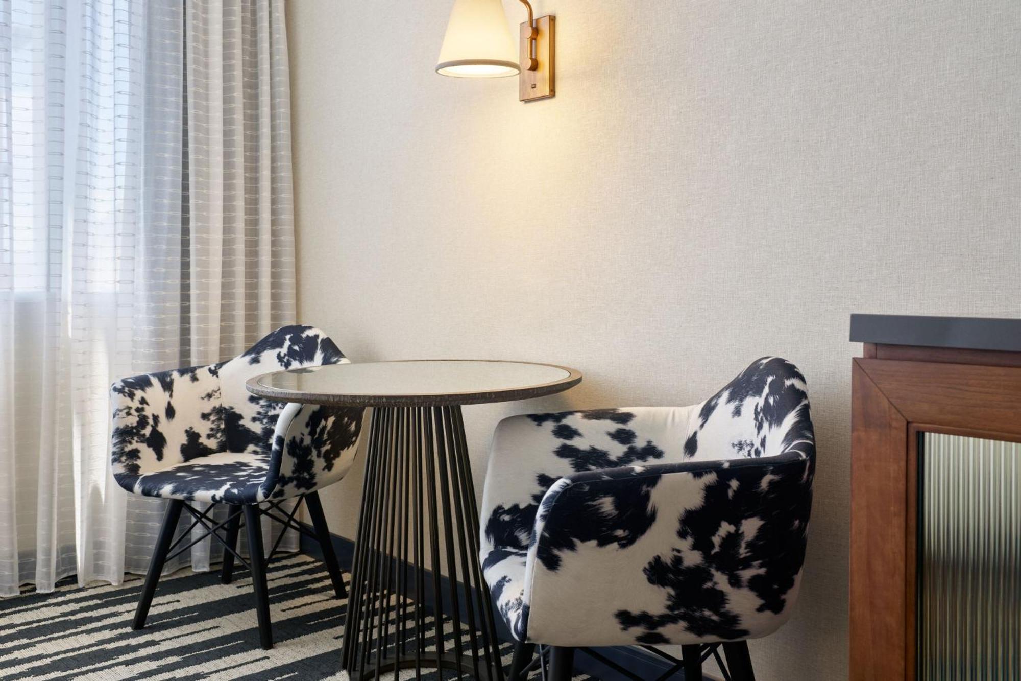 The Leo Kent Hotel, Tucson, A Tribute Portfolio Hotel מראה חיצוני תמונה